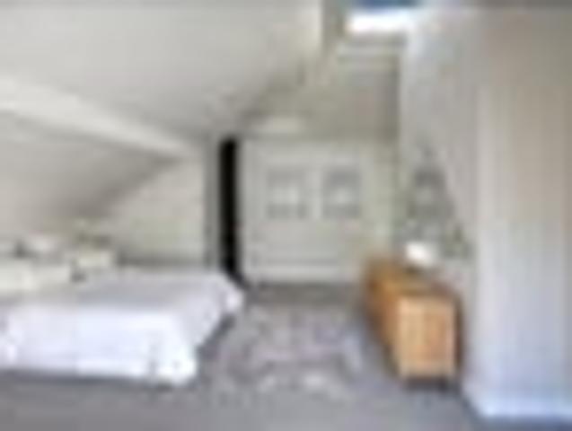 House for rent in Otakou