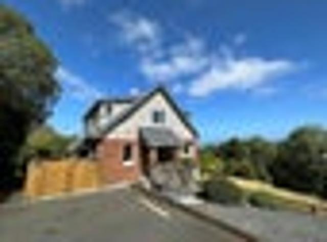 House for rent in Otakou