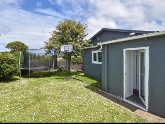 House for rent in Otakou