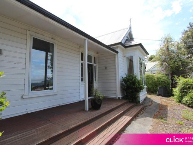 House for rent in Otakou