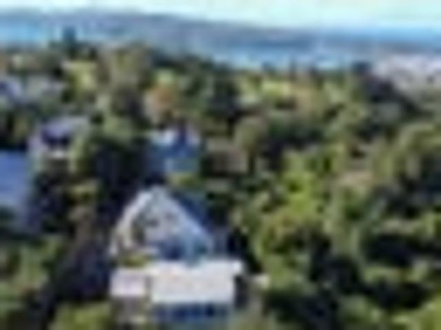House for sale in Otakou