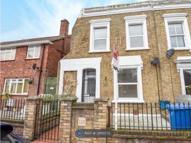 House for rent in Bellenden, Greater London