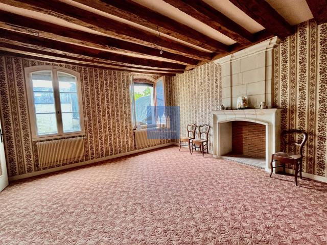Maison vente à Saumur, Brézé