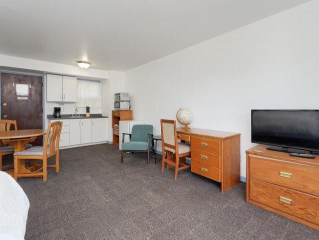 Apartment for rent in James Bay, Victoria