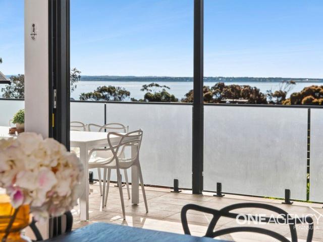 House for sale in Cowes, Victoria