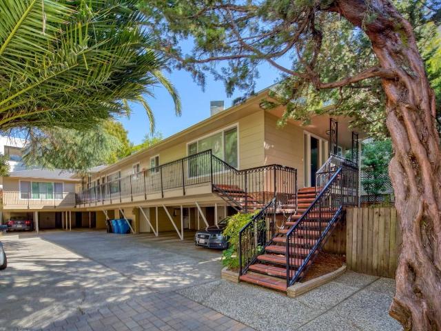 Apartment for rent in Burlingame, San Mateo County