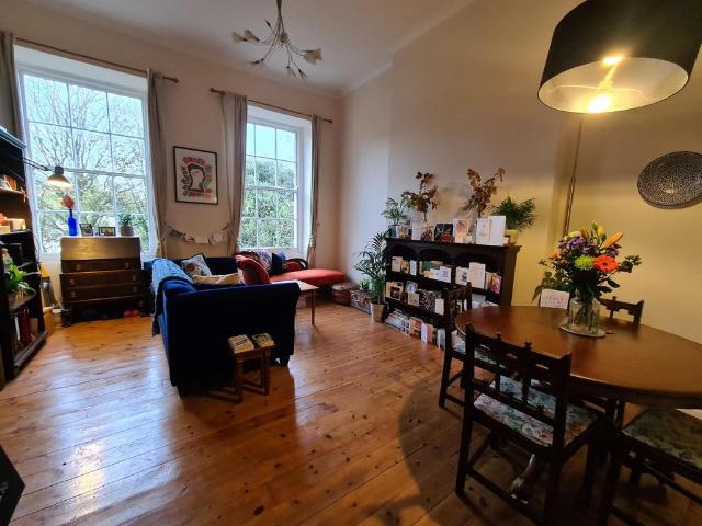 Apartment for rent in Spike Island, Feckenham