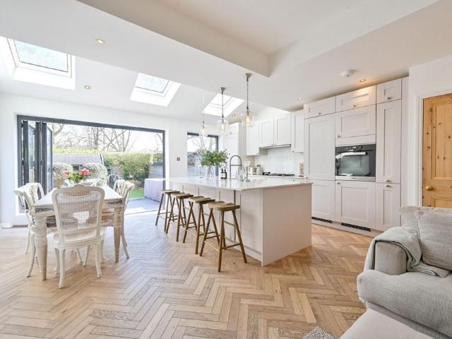 House for rent in London Borough of Ealing, Perivale