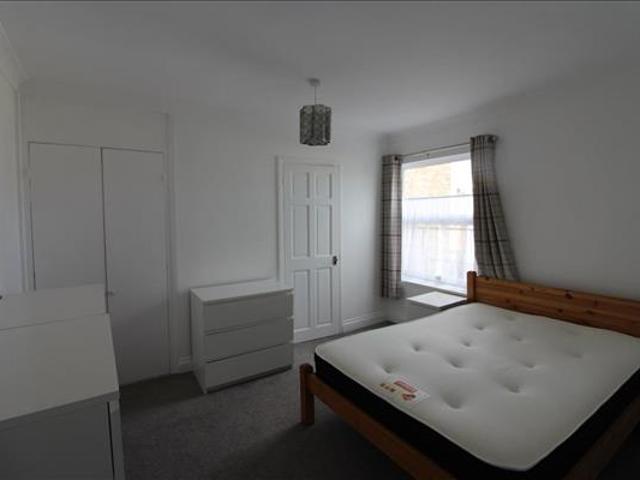 Apartment for rent in Bellevue, Southampton