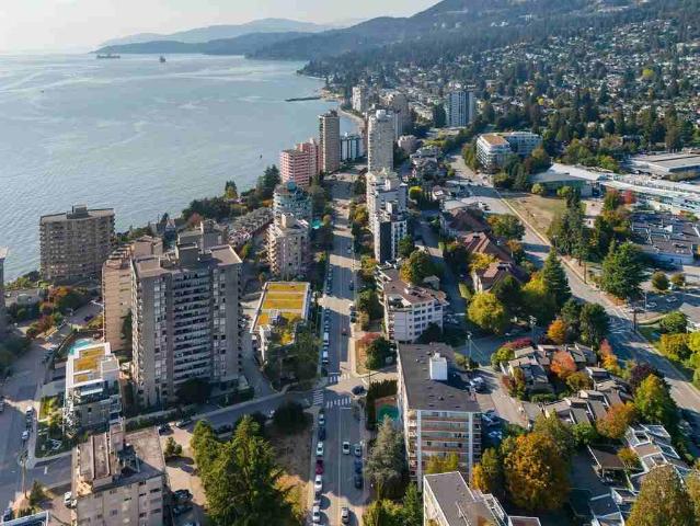 Apartment for rent in West Vancouver, British Columbia