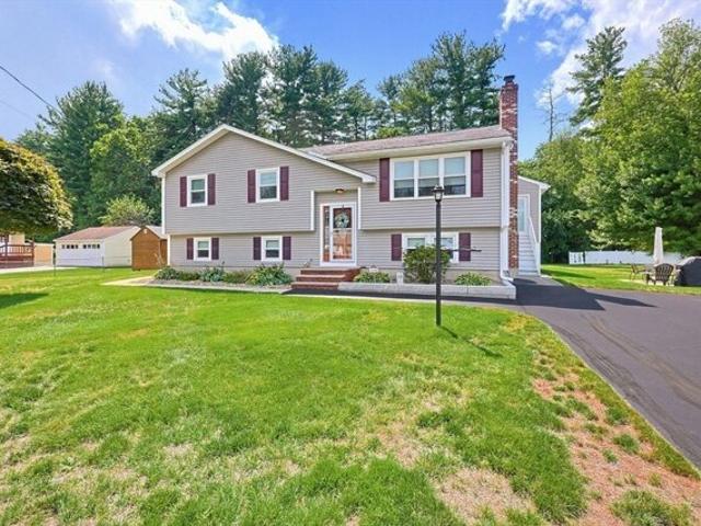 House for sale in Billerica, Massachusetts