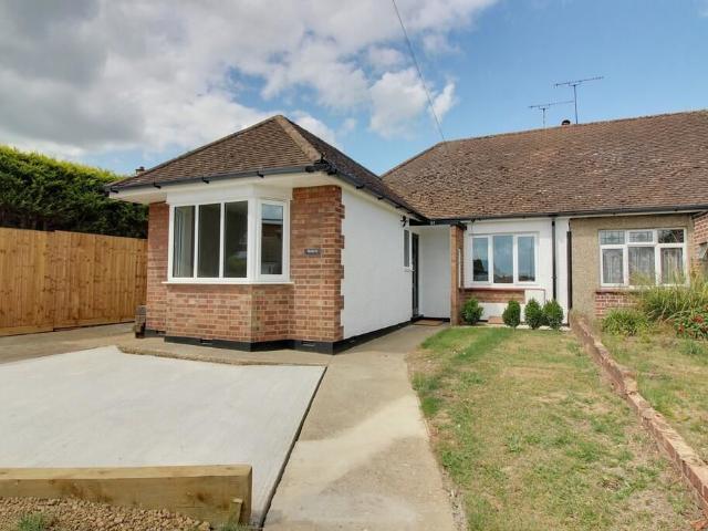 House for rent in Alton Barnes, Essex