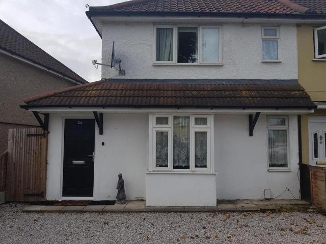 House for rent in Rush Green, Greater London