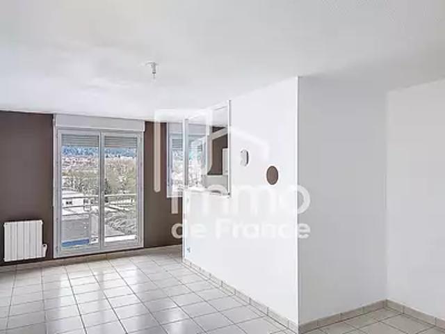 Appartement location à Bellignat, Ain