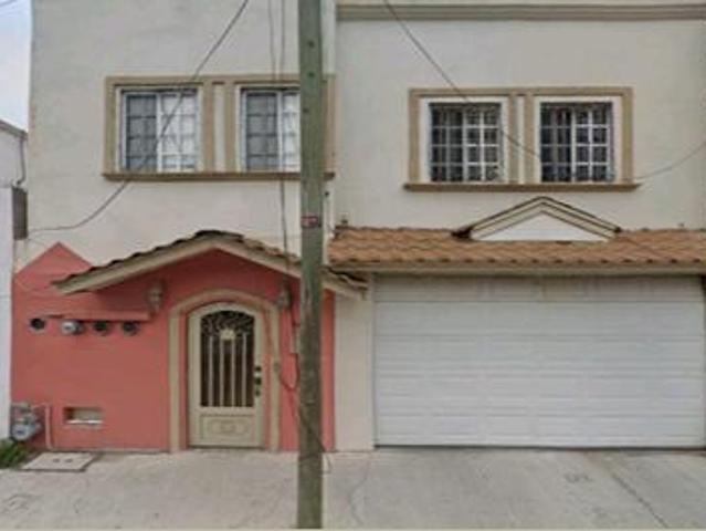 BELLÍSIMA CASA A SÓLO 5 MIN. DE PLAZA COMERCIAL VISTA HERMOSA