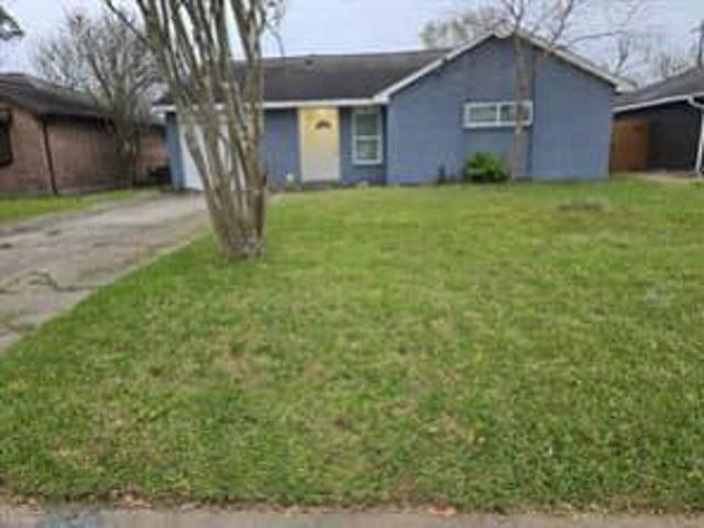 House for sale in Friendswood