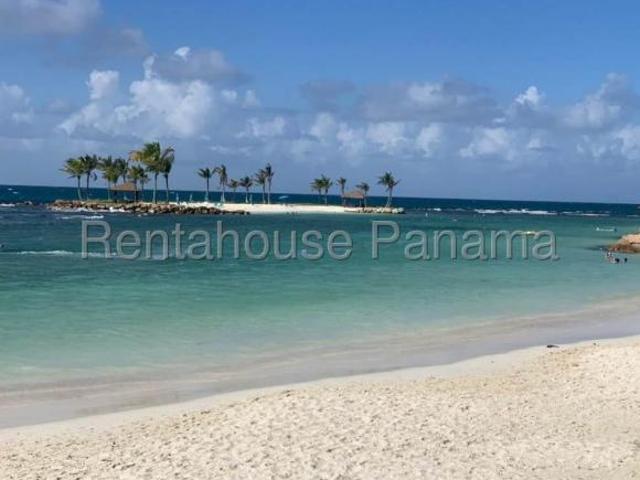 Bello apartamento en venta en Maria Chiquita