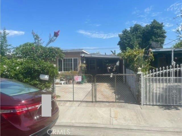House for sale in Paramount, California