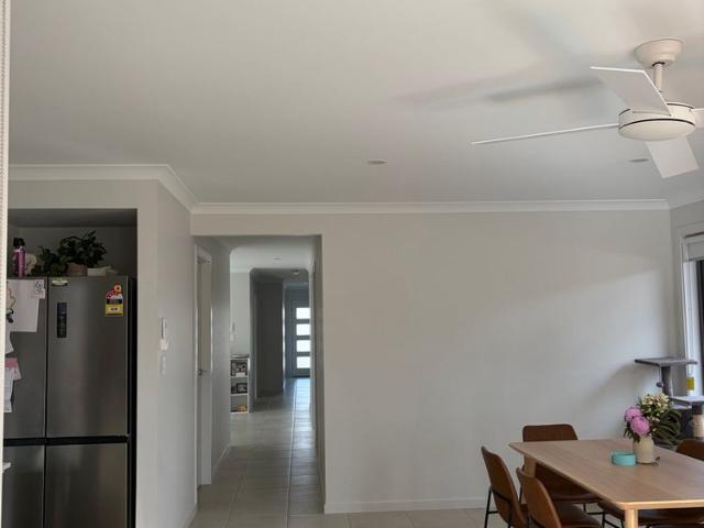 Room for rent in Kings Creek, Queensland