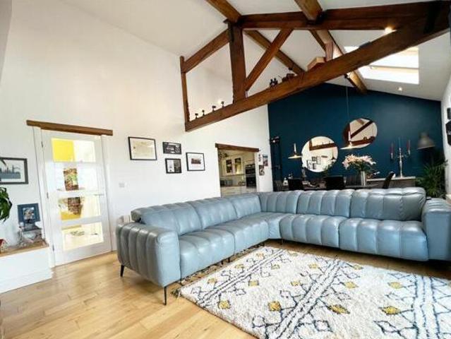 House for sale in Mirfield, West Yorkshire