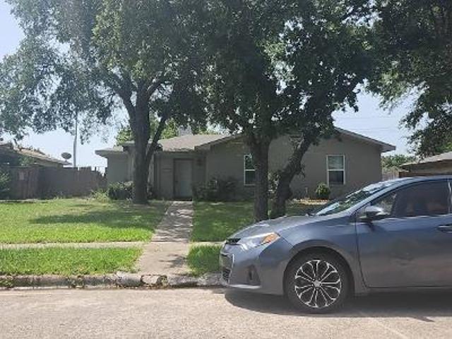 House for sale in Denton, Texas