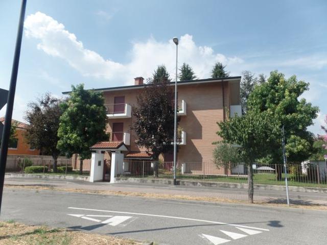Appartamento in vendita a Bellusco, Lombardia