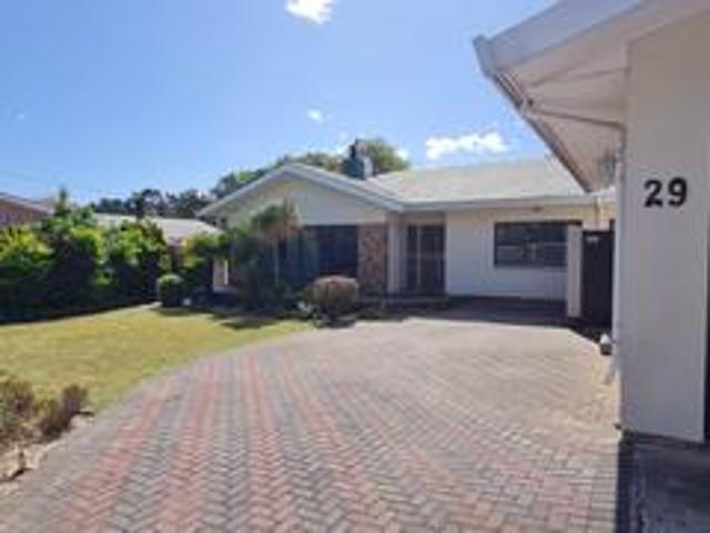 House for sale in Bellville, Western Cape