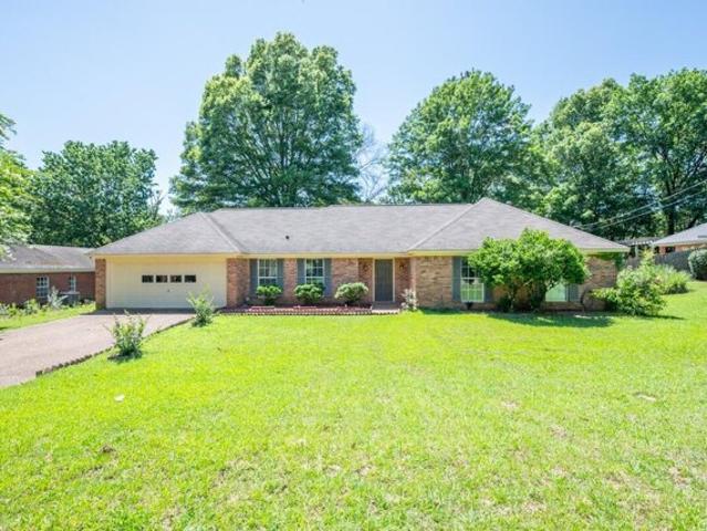 House for sale in Starkville
