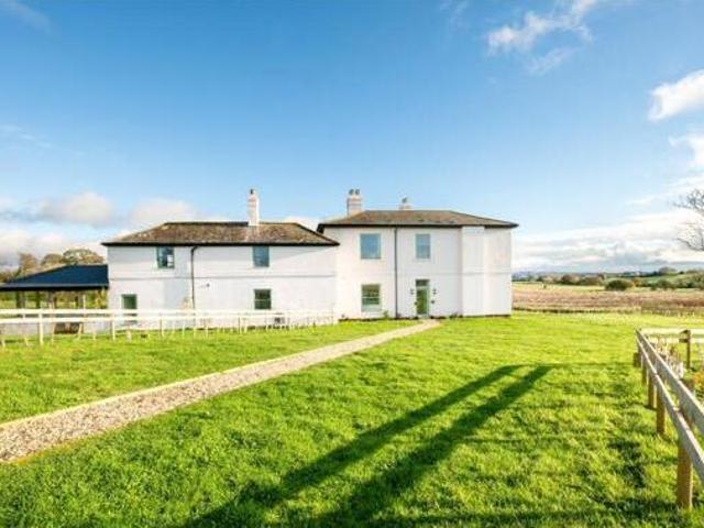 House for sale in City of London, Greater London
