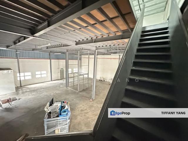 Warehouse for rent in Selayang, Selangor