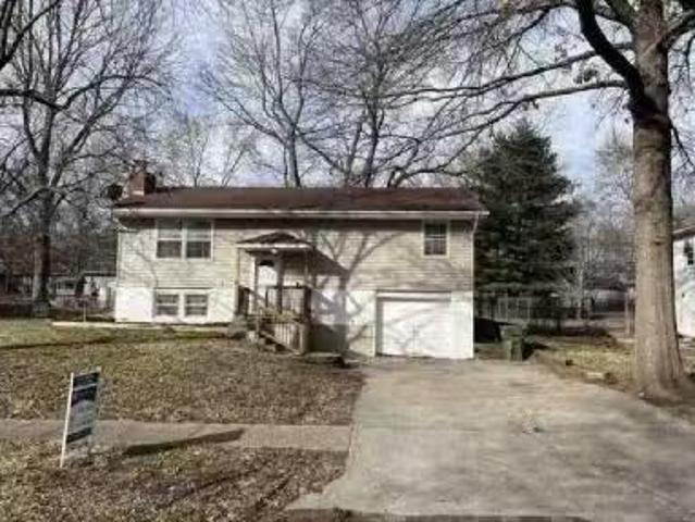 House for sale in Grandview