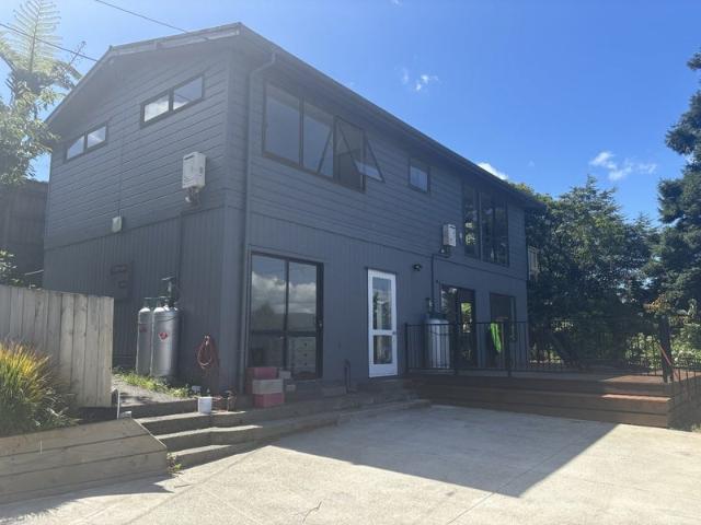 Apartment for rent in Days Bay, Wellington