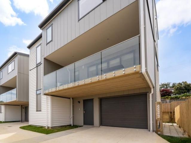 House for rent in Wairau Valley