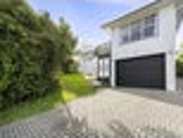 Apartment for rent in Days Bay, Wellington
