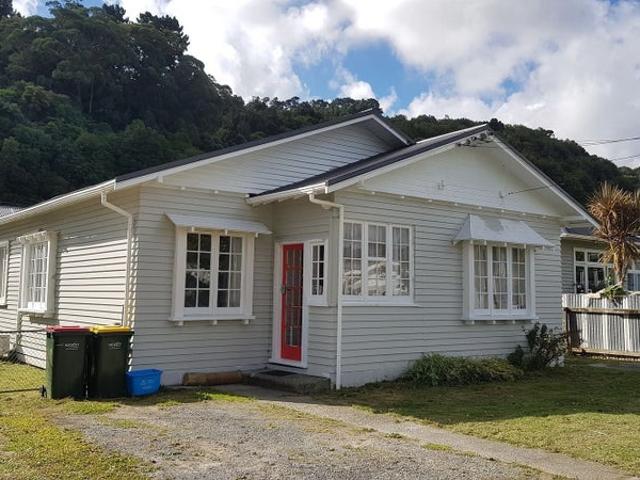 House for rent in Days Bay, Wellington