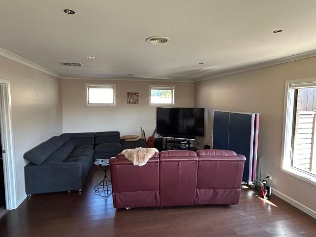 Room for rent in Geelong, Victoria