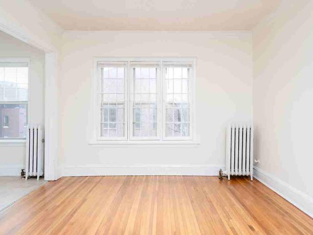 Apartment for rent in Hennepin, Minnesota
