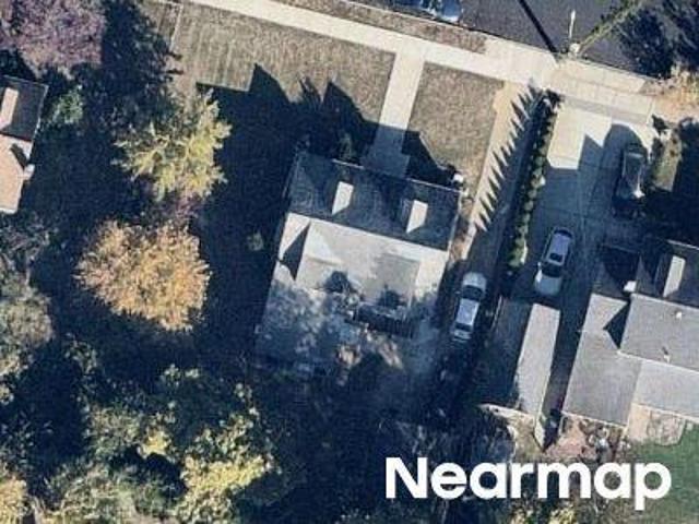 House for sale in Elmont