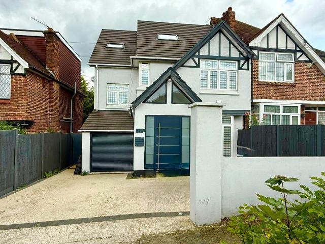 House for rent in East Barnet, Greater London