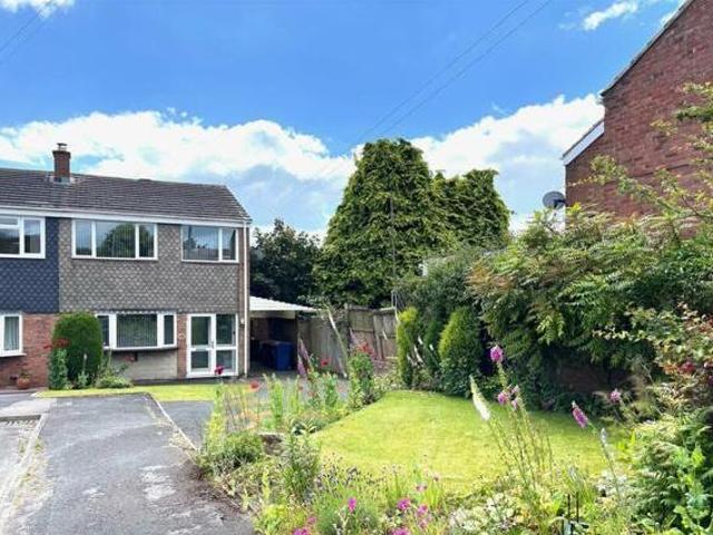 House for sale in Broomhill, Chadsmoor