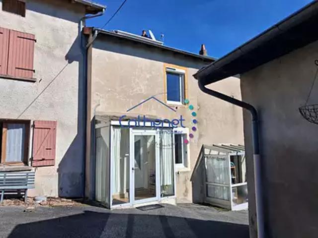 Maison vente à Pézeron, Belmont-de-la-Loire