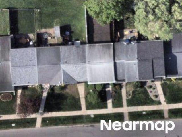 Townhouse for sale in Clay, New York