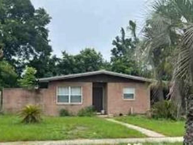 House for sale in Palatka, Florida