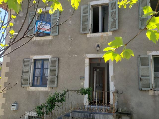 Maison vente à Belley, Belmont-luthézieu