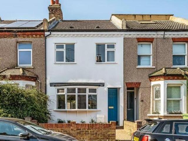 House for sale in Red Hill, Surrey