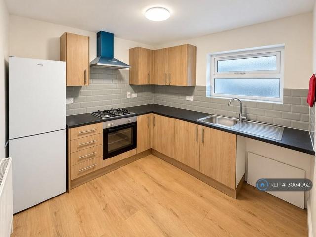 Apartment for rent in London Borough of Redbridge, Greater London
