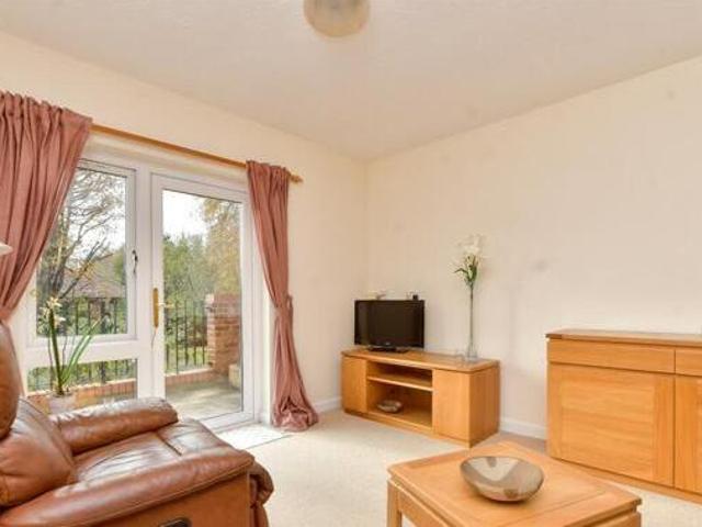 House for sale in Pachesham Park, Surrey