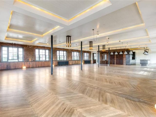 Apartment for rent in Chalk Farm, Greater London