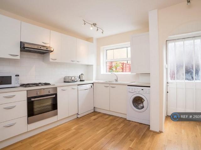 House for rent in Holloway, Greater London
