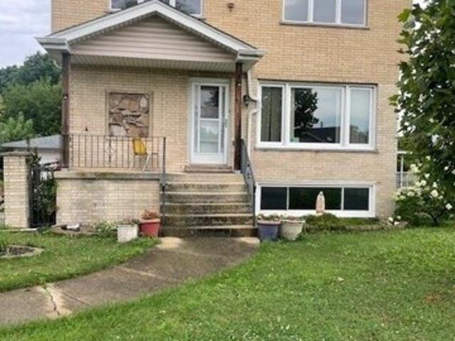 House for sale in Bridgeview